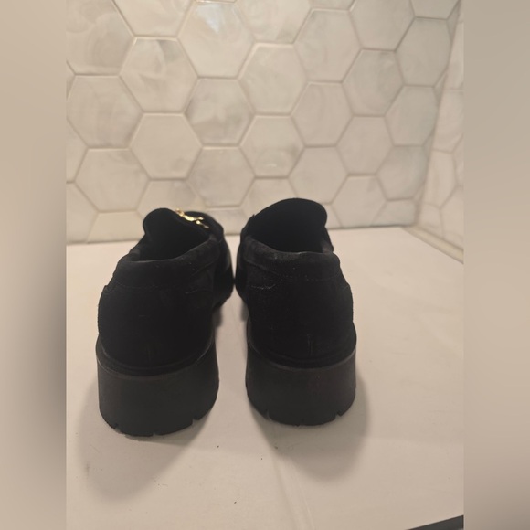 Rizzoli Woman’s Black Suede Slip On Loafers With Gold Buckle Size 6.5 - 39 - Picture 5 of 9